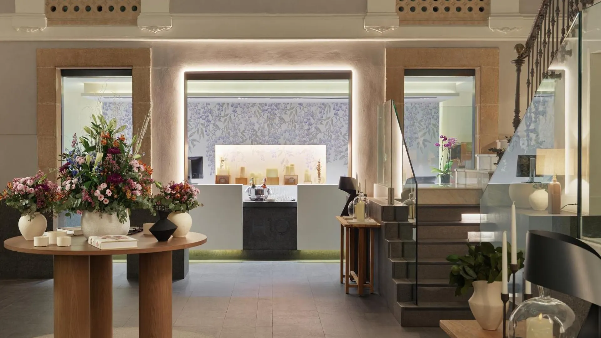 H10 Urquinaona Plaza (Adults Only) Hotel Barcelona 4*,